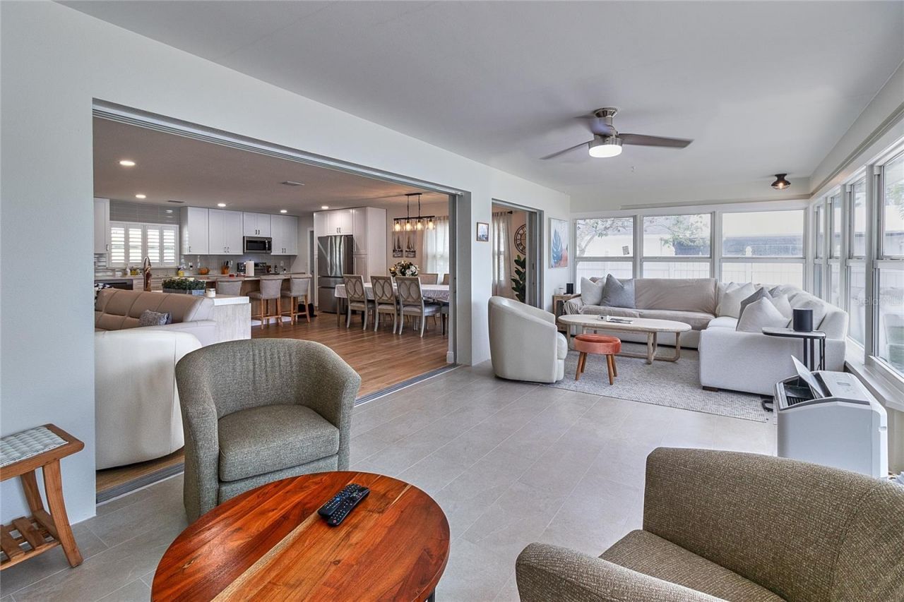 4331 Harbor Hills Drive , Largo, FL 33770 Photo