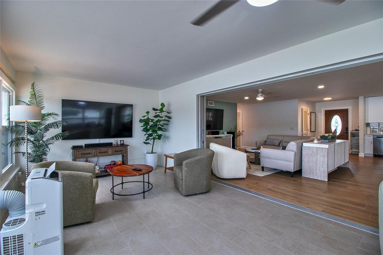 4331 Harbor Hills Drive , Largo, FL 33770 Photo