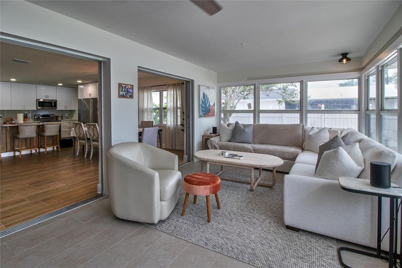 4331 Harbor Hills Drive , Largo, FL 33770 Photo