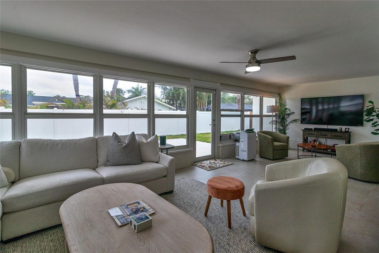 4331 Harbor Hills Drive , Largo, FL 33770 Photo