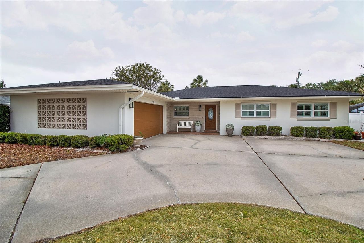 4331 Harbor Hills Drive , Largo, FL 33770 Photo