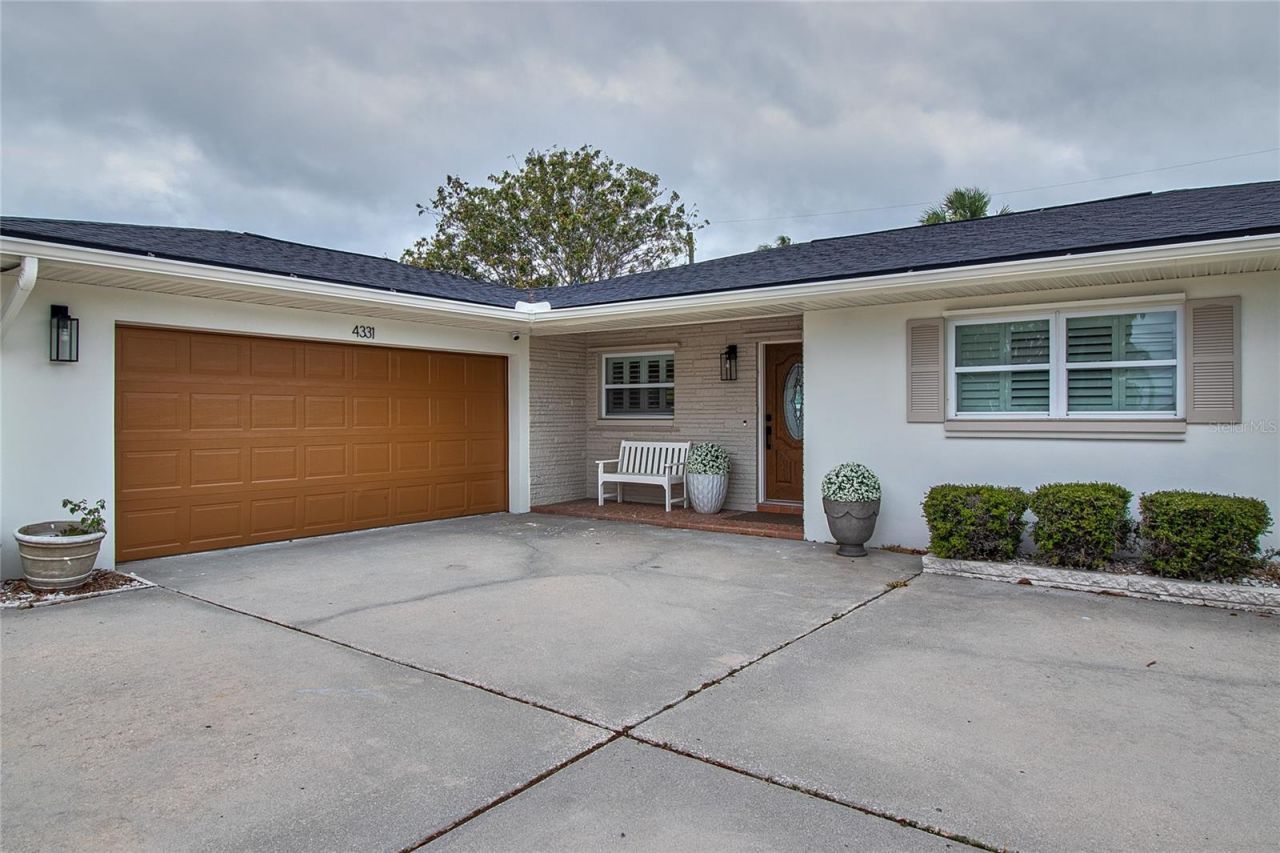 4331 Harbor Hills Drive , Largo, FL 33770 Photo