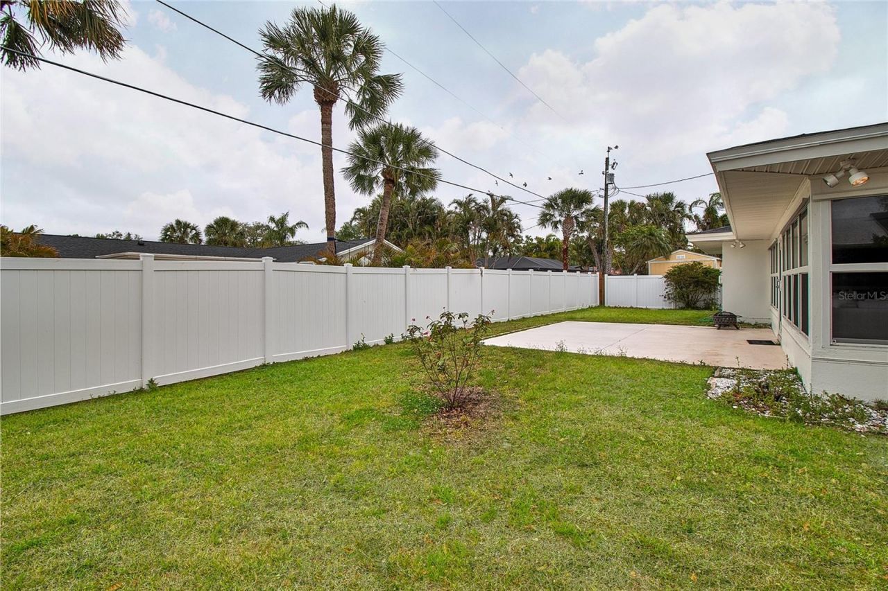 4331 Harbor Hills Drive , Largo, FL 33770 Photo