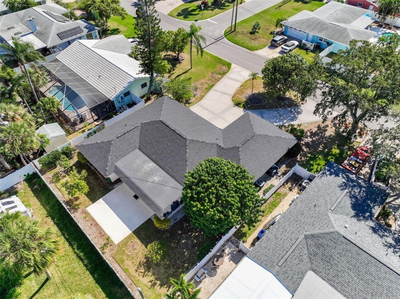 4331 Harbor Hills Drive , Largo, FL 33770 Photo