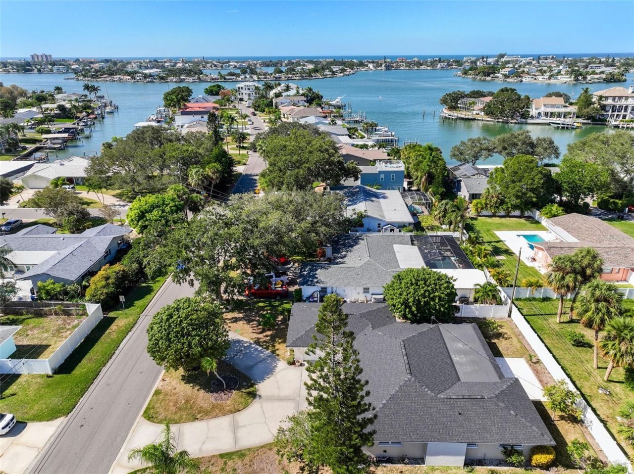 4331 Harbor Hills Drive , Largo, FL 33770 Photo