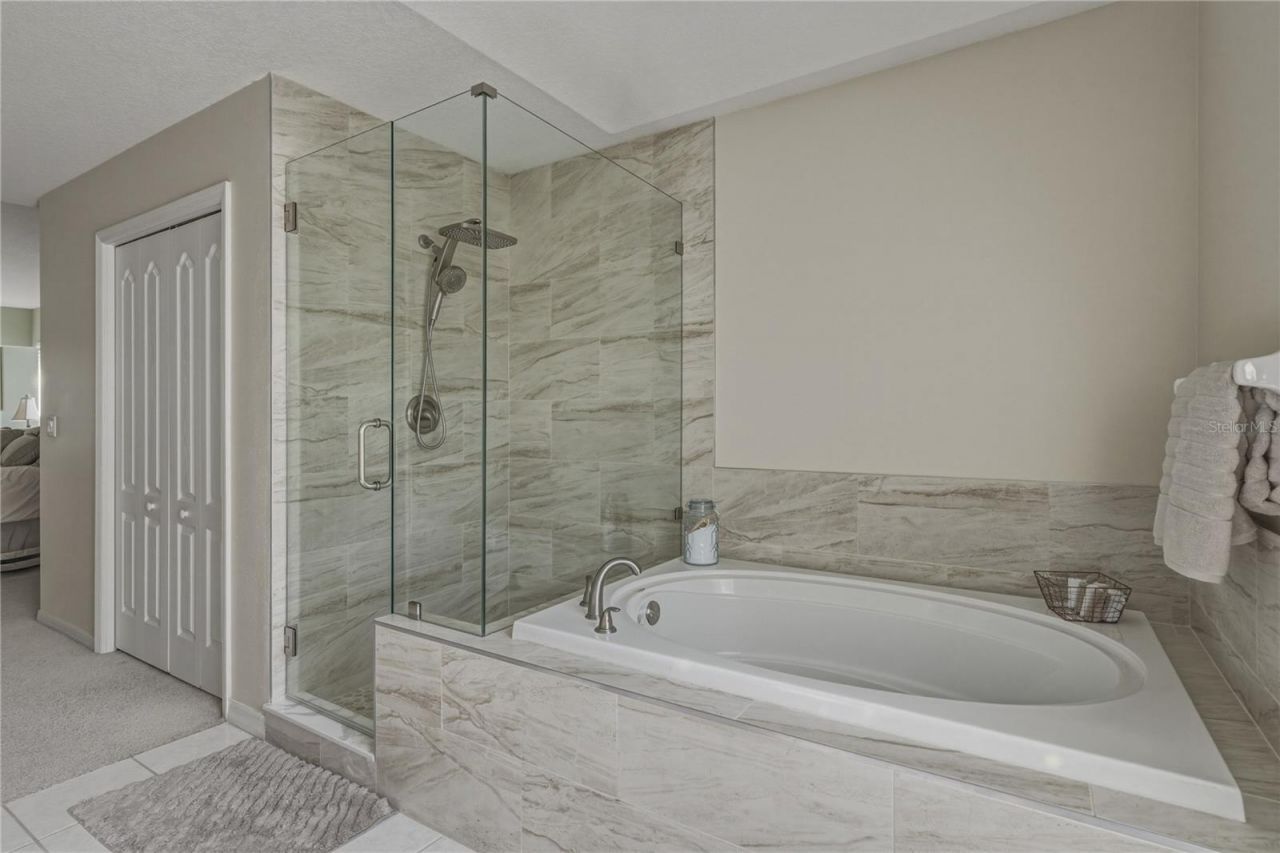 5104 Whispering Leaf Trail, Valrico, FL 33596 Photo