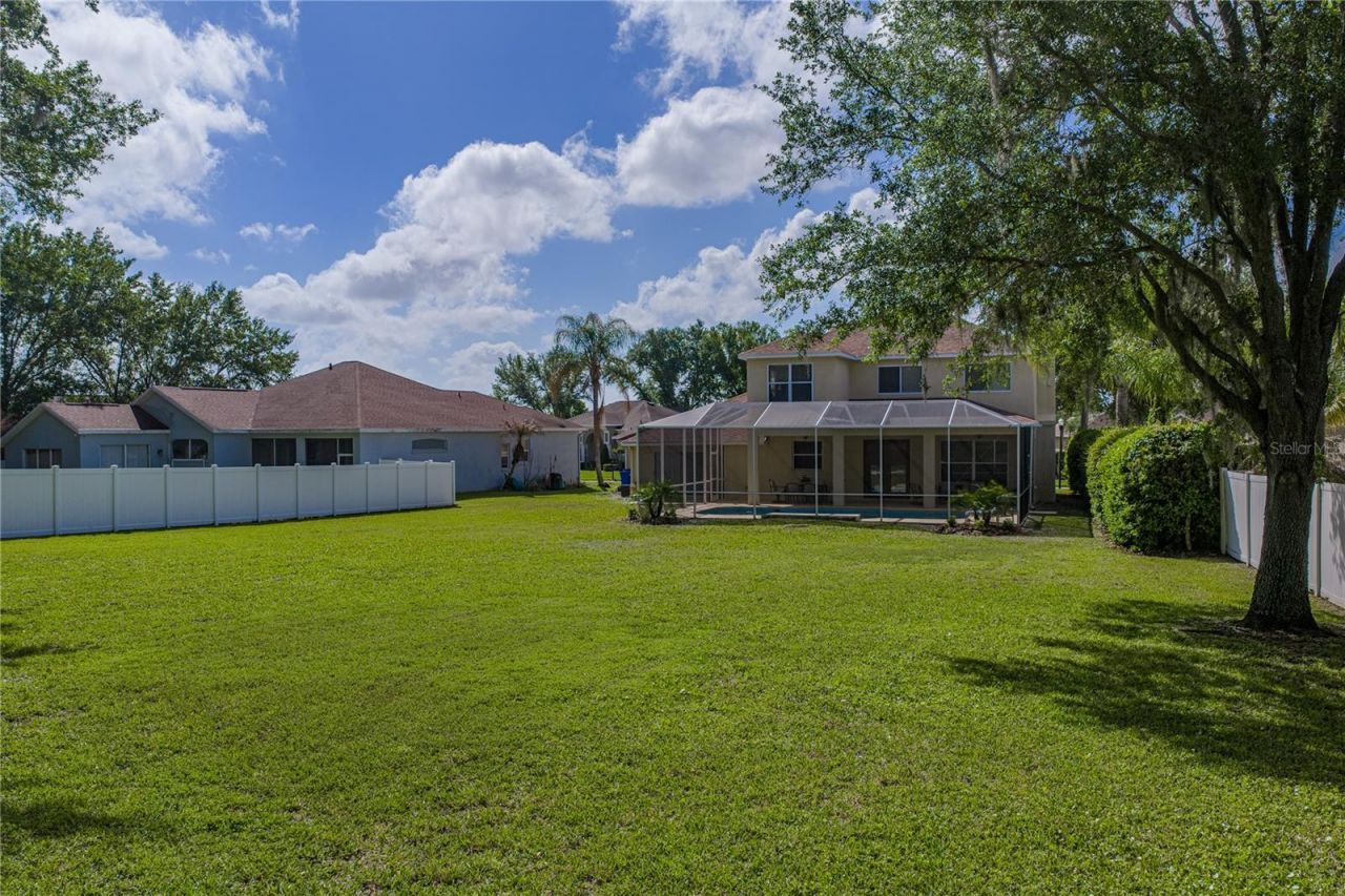5104 Whispering Leaf Trail, Valrico, FL 33596 Photo