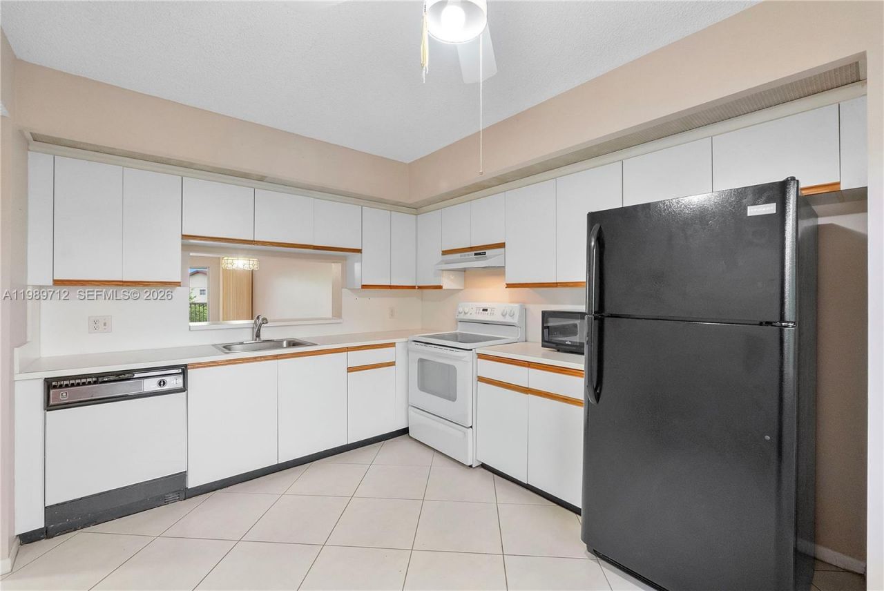 12750 SW 4th Ct , Unit 407J, Pembroke Pines, FL 33027 Photo