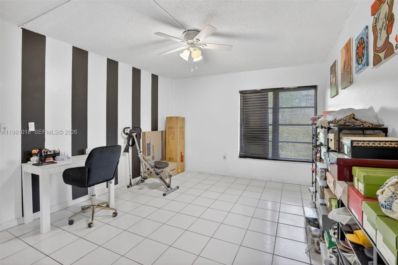 4172 Inverrary Dr, Unit 503, Lauderhill, FL 33319 Photo