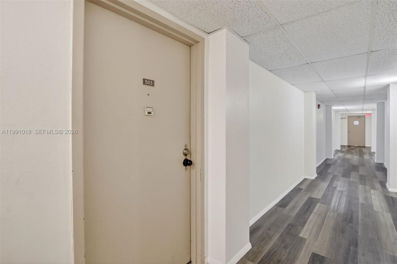 4172 Inverrary Dr, Unit 503, Lauderhill, FL 33319 Photo