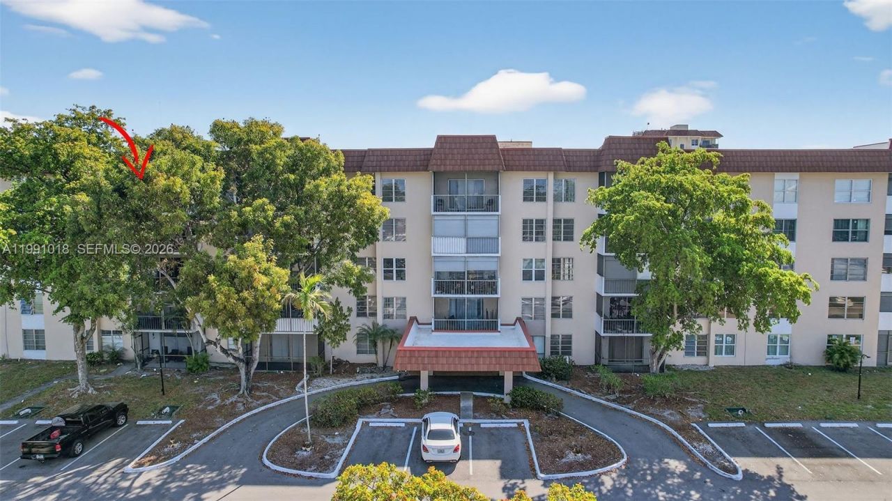 4172 Inverrary Dr, Unit 503, Lauderhill, FL 33319 Photo