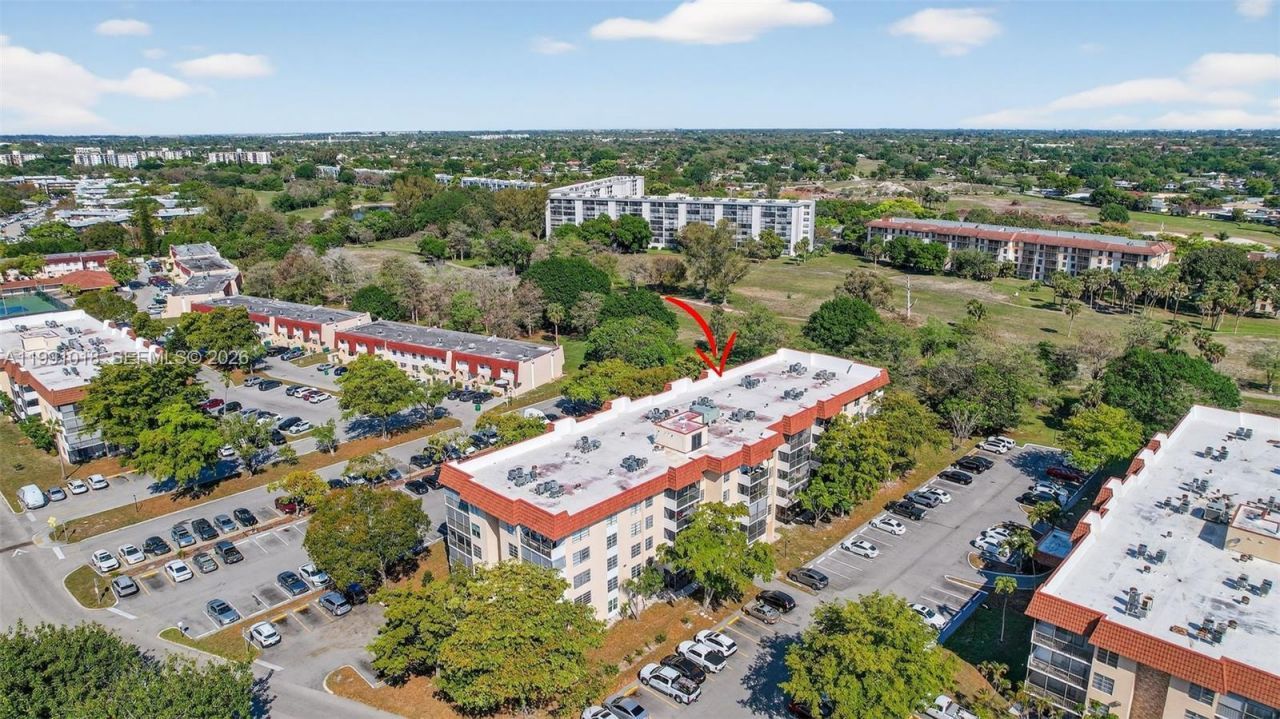 4172 Inverrary Dr, Unit 503, Lauderhill, FL 33319 Photo