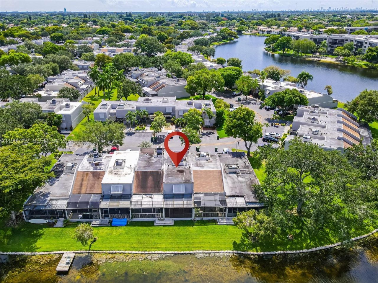 1424 NW 113th Way, Pembroke Pines, FL 33026 Photo