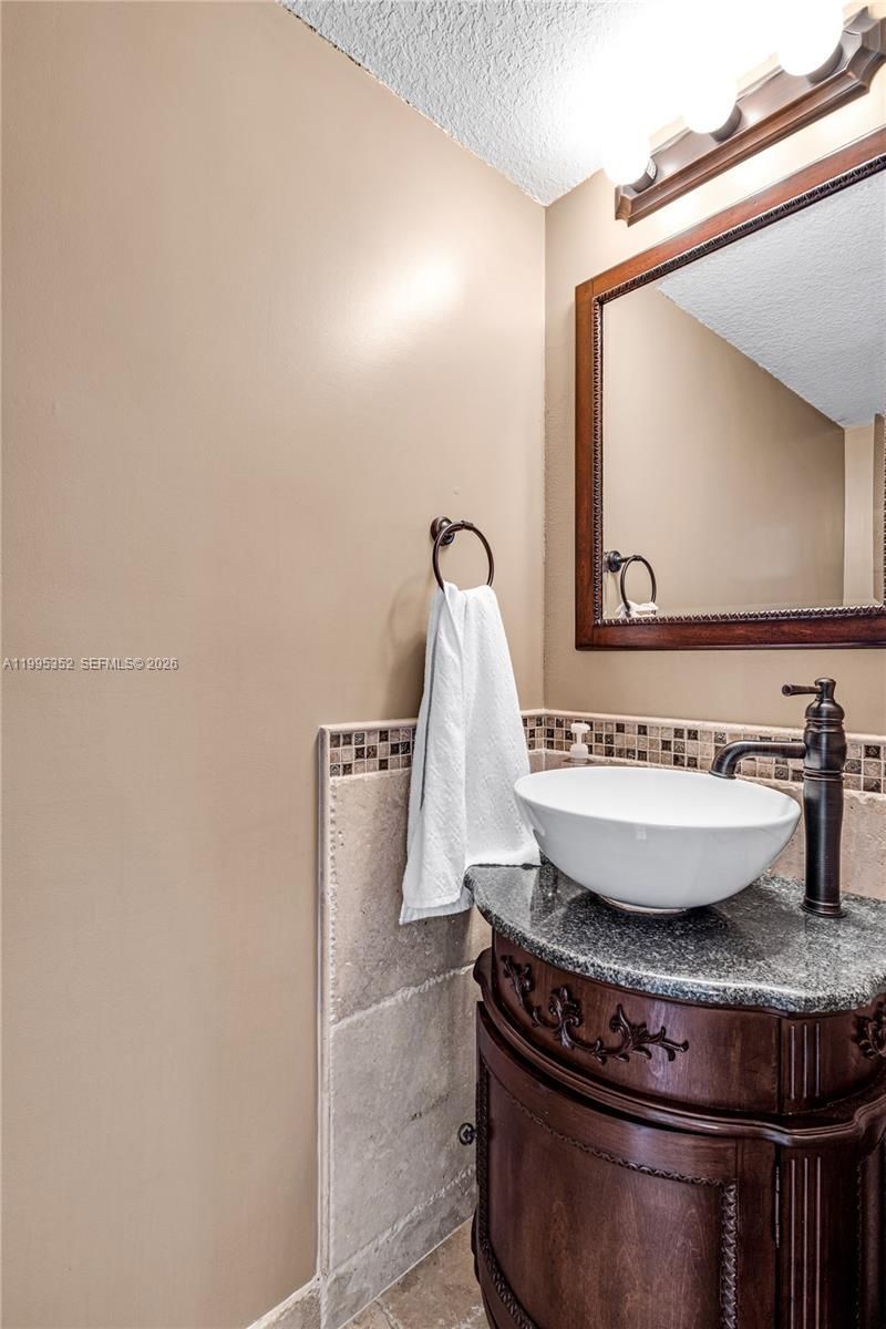 1424 NW 113th Way, Pembroke Pines, FL 33026 Photo