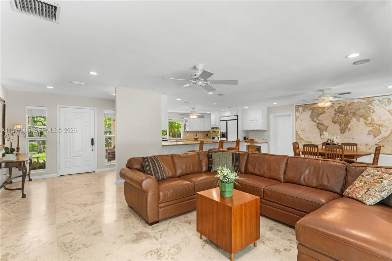 6845 SW 129th Ter, Pinecrest, FL 33156 Photo