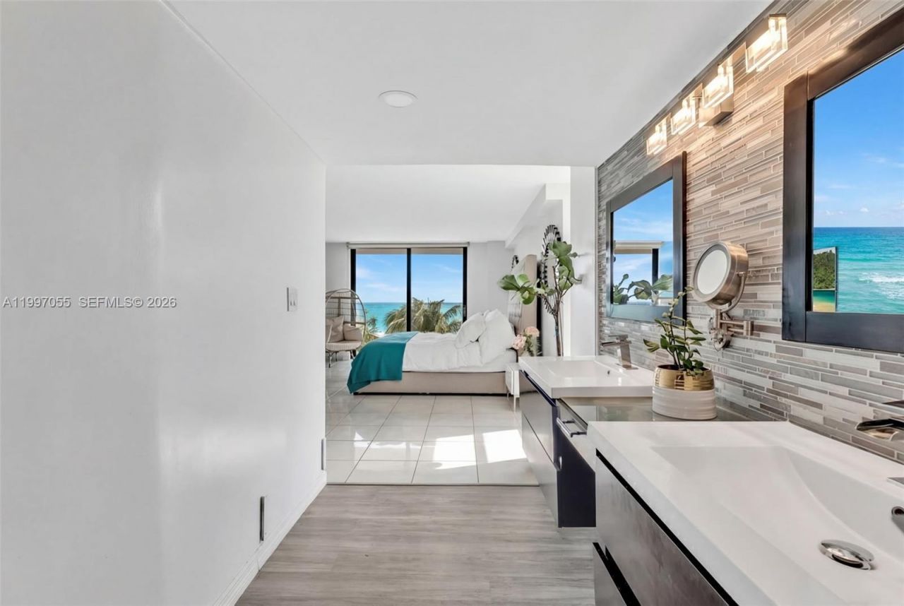 6061 Collins Ave, Unit 5F, Miami Beach, FL 33140 Photo