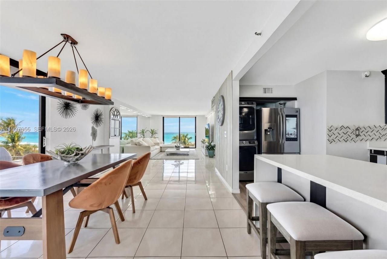 6061 Collins Ave, Unit 5F, Miami Beach, FL 33140 Photo