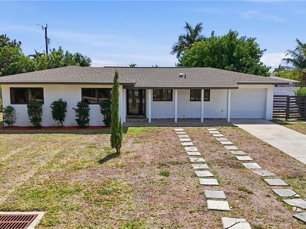 442 El Dorado PKWY E, CAPE CORAL, FL 33904