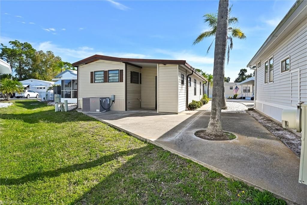 20124 Plum Tree Ln , Estero, FL 33928 Photo