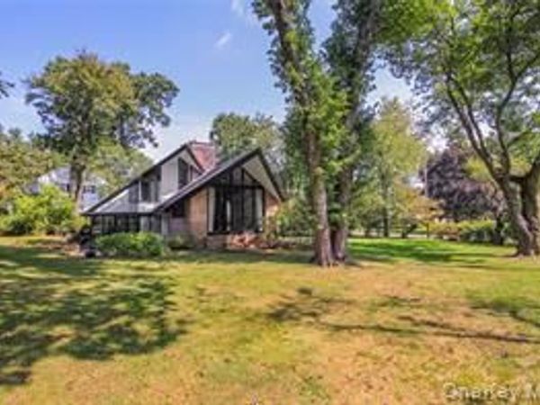 112 Kingsbury Road, New Rochelle, NY 10804