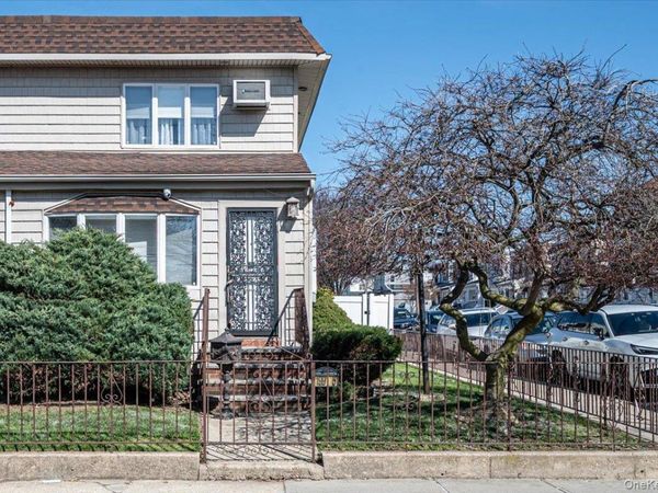 19945 34th Avenue, Flushing, NY 11358