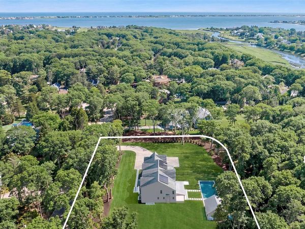 69 Jagger Lane, Westhampton, NY 11977