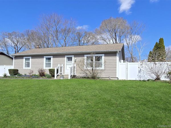 19 Appel Drive E, Shirley, NY 11967