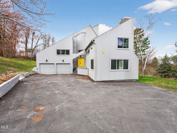 4 E Van Leuven Drive, Rensselaer, NY 12144