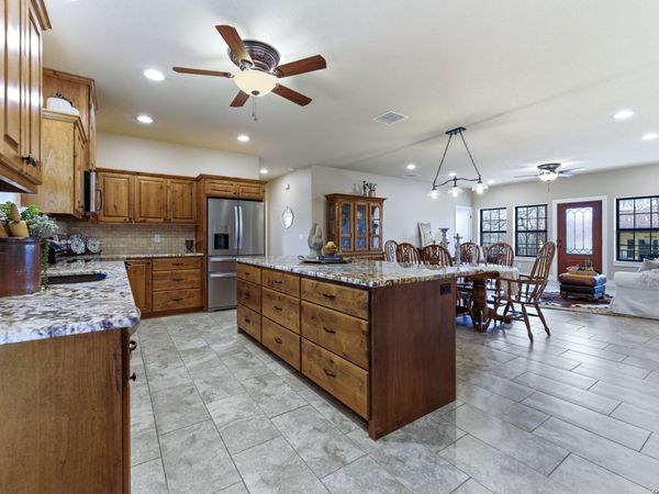 203 UNIT B Champions Blvd (Two Homes), La Vernia, TX 78121