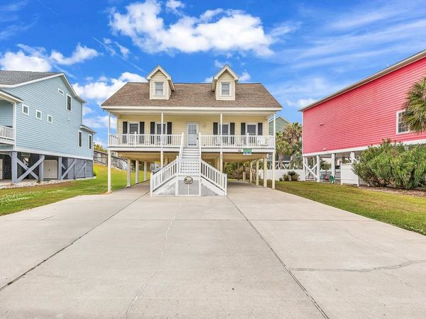 122 Seabreeze Dr., Murrells Inlet, SC 29576
