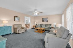 122 Seabreeze Dr.  photo 4