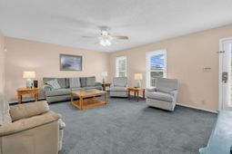 122 Seabreeze Dr. photo 4