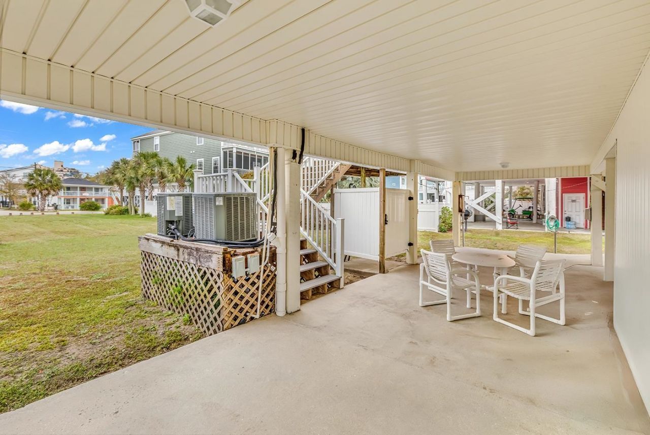 122 Seabreeze Dr. Photo 34