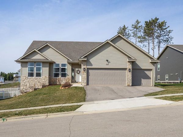931 Margarets Way, Belleville, WI 53508
