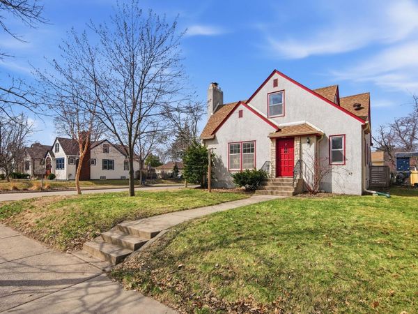 5256 37th Avenue S, Minneapolis, MN 55417