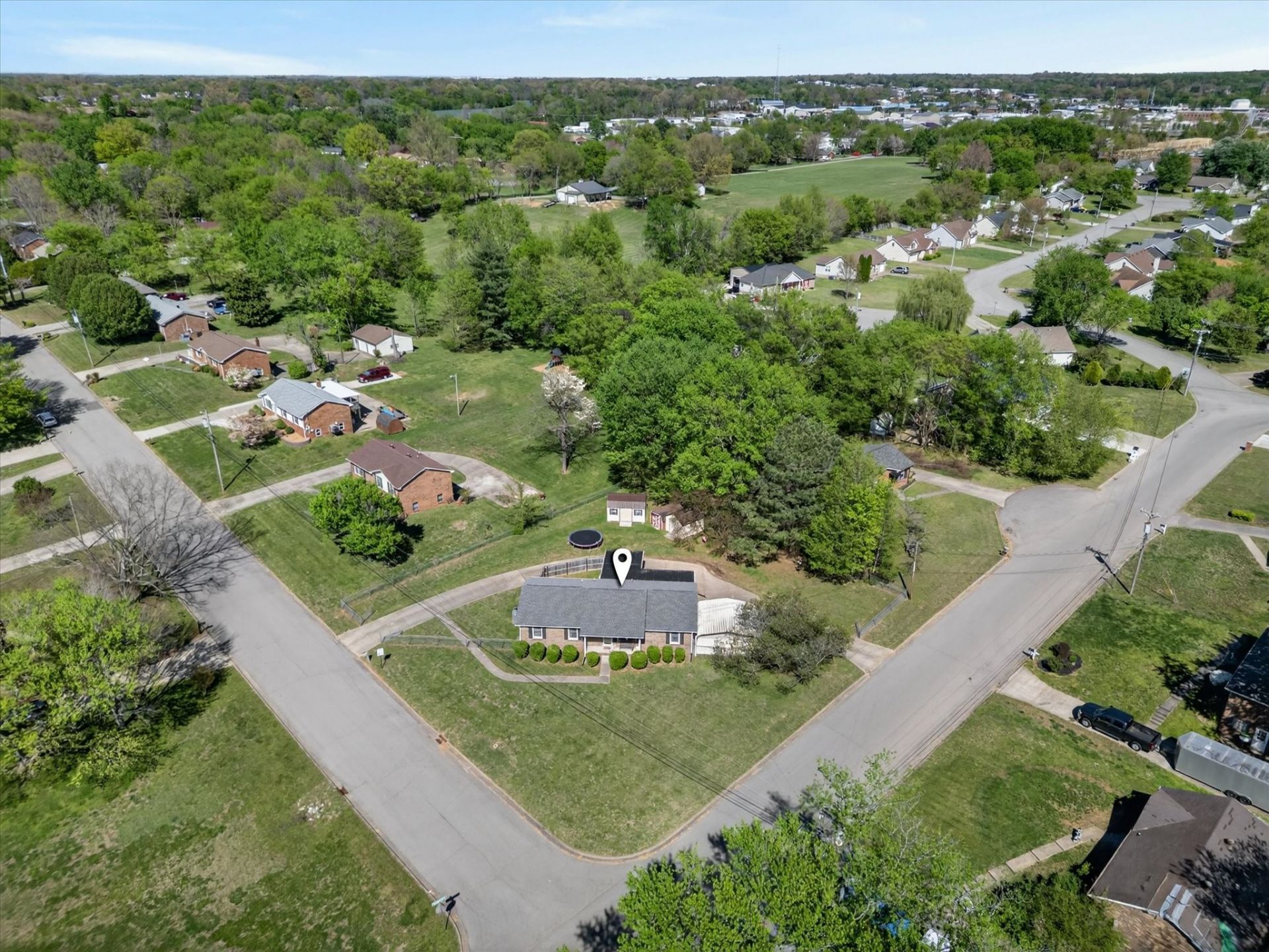 1801 Apex Dr , Clarksville, TN 37040 Main Photo