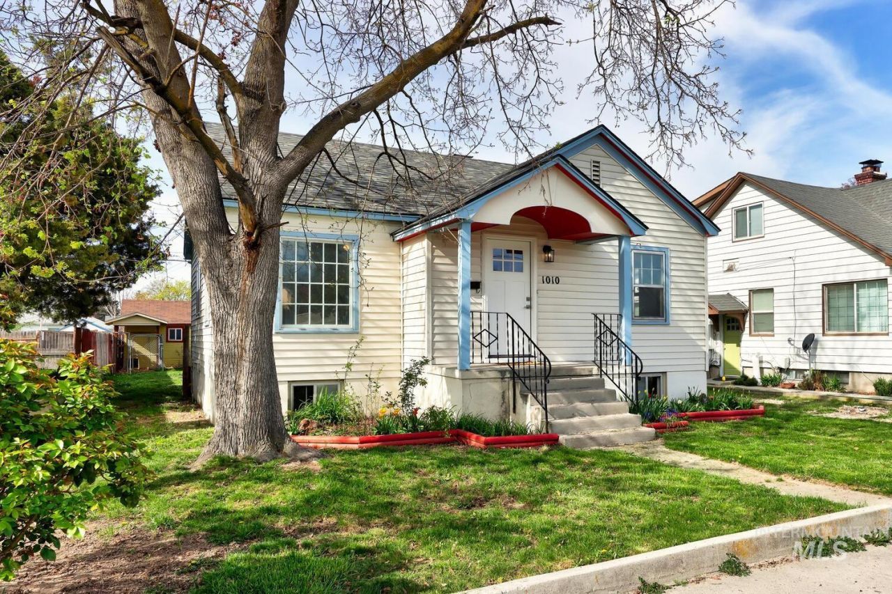 1010 Everett St, Caldwell, ID 83605 Main Photo