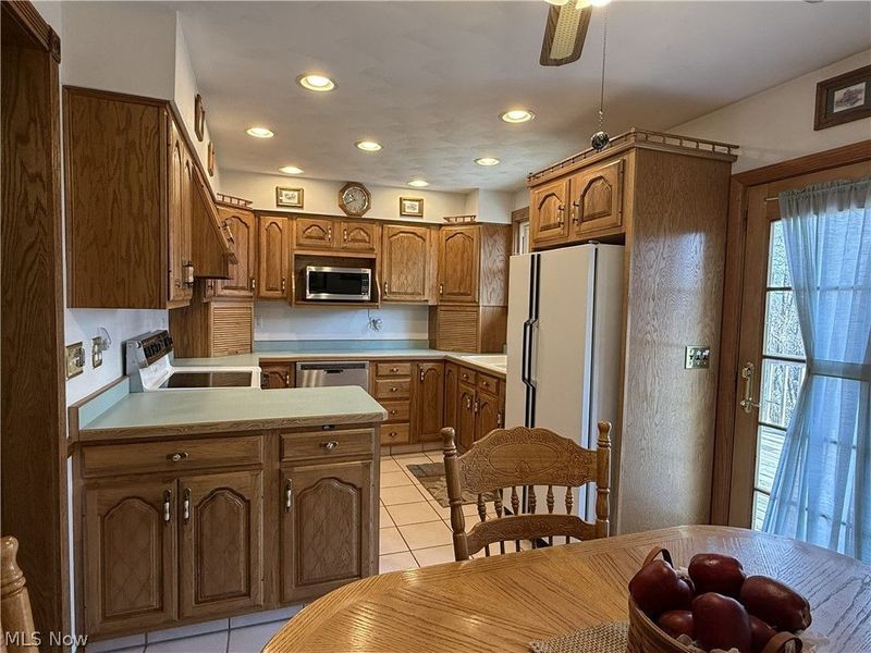 601 Emmett Way, Steubenville, OH 43952 Photo 5