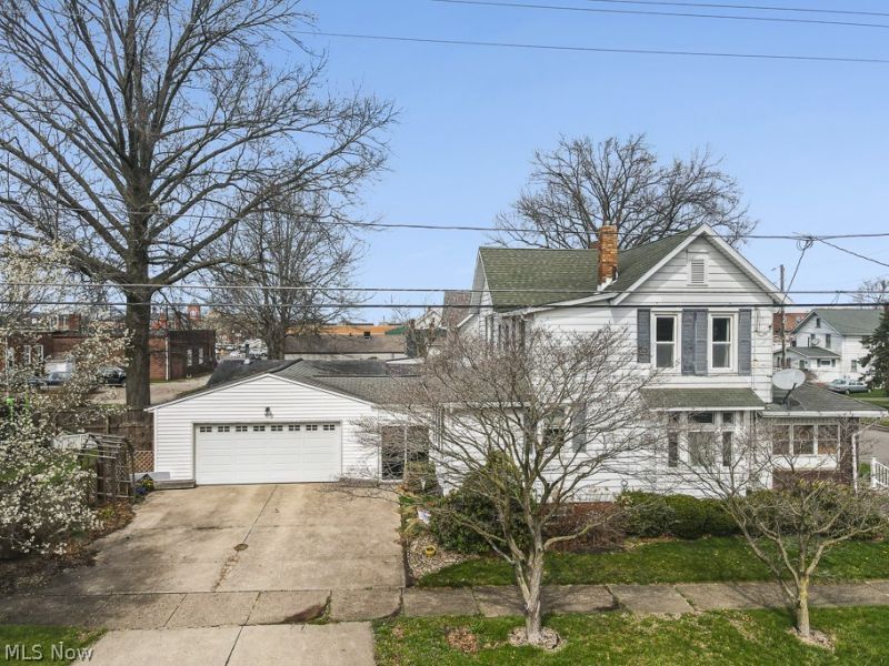 2145 Cherry Avenue, Alliance, OH 44601 Photo 1