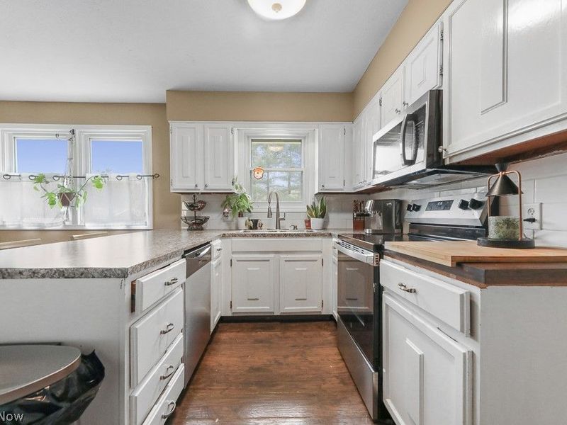 212 Case Road, Beloit, OH 44609 Photo 13