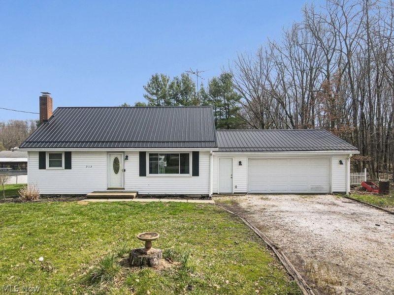 212 Case Road, Beloit, OH 44609 Photo 2