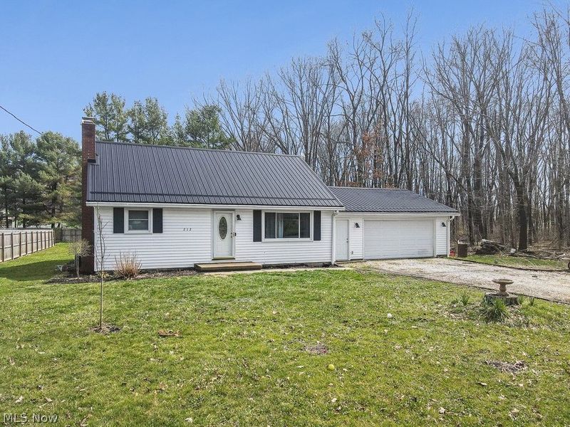 212 Case Road, Beloit, OH 44609 Photo 3