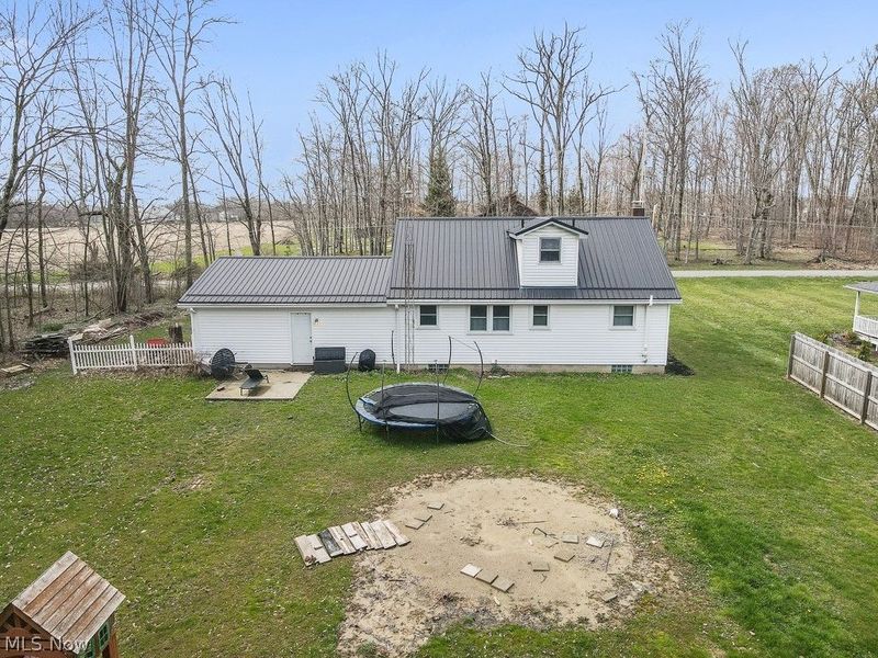 212 Case Road, Beloit, OH 44609 Photo 8