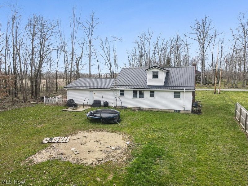 212 Case Road, Beloit, OH 44609 Photo 9