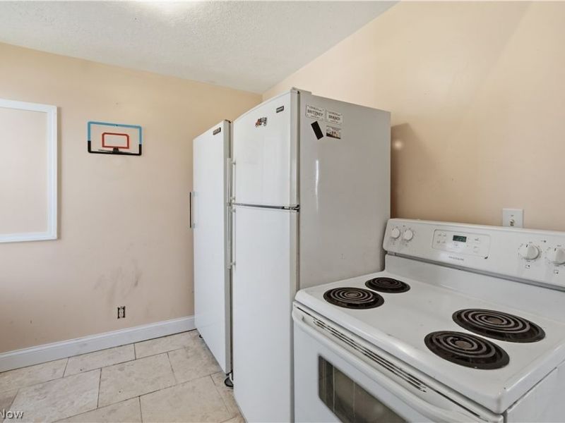 326 E 3rd Street , Ashland, OH 44805 Photo 12