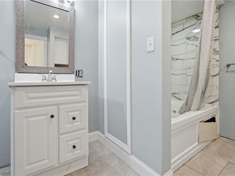 326 E 3rd Street , Ashland, OH 44805 Photo 18