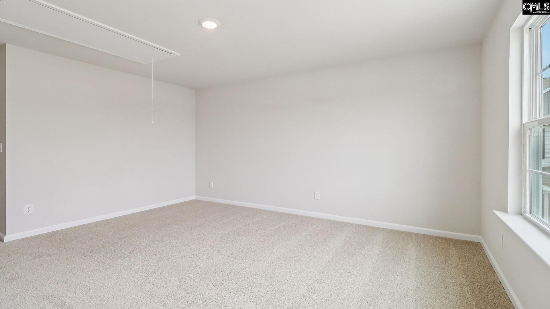 579 Edgetree Drive Photo 15