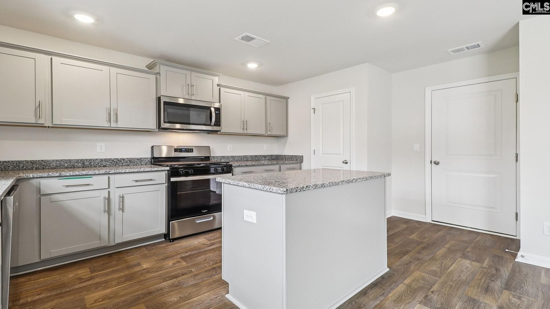 579 Edgetree Drive Photo 8