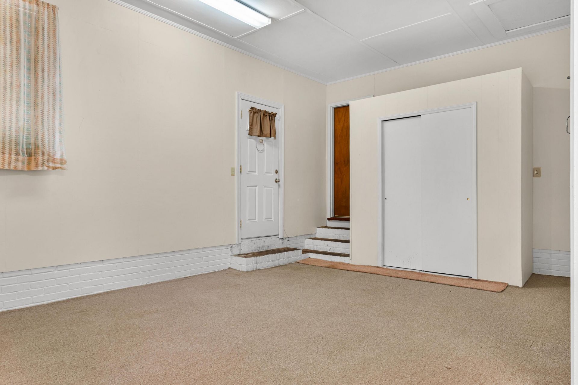 2279 Chestnut Street Photo 13