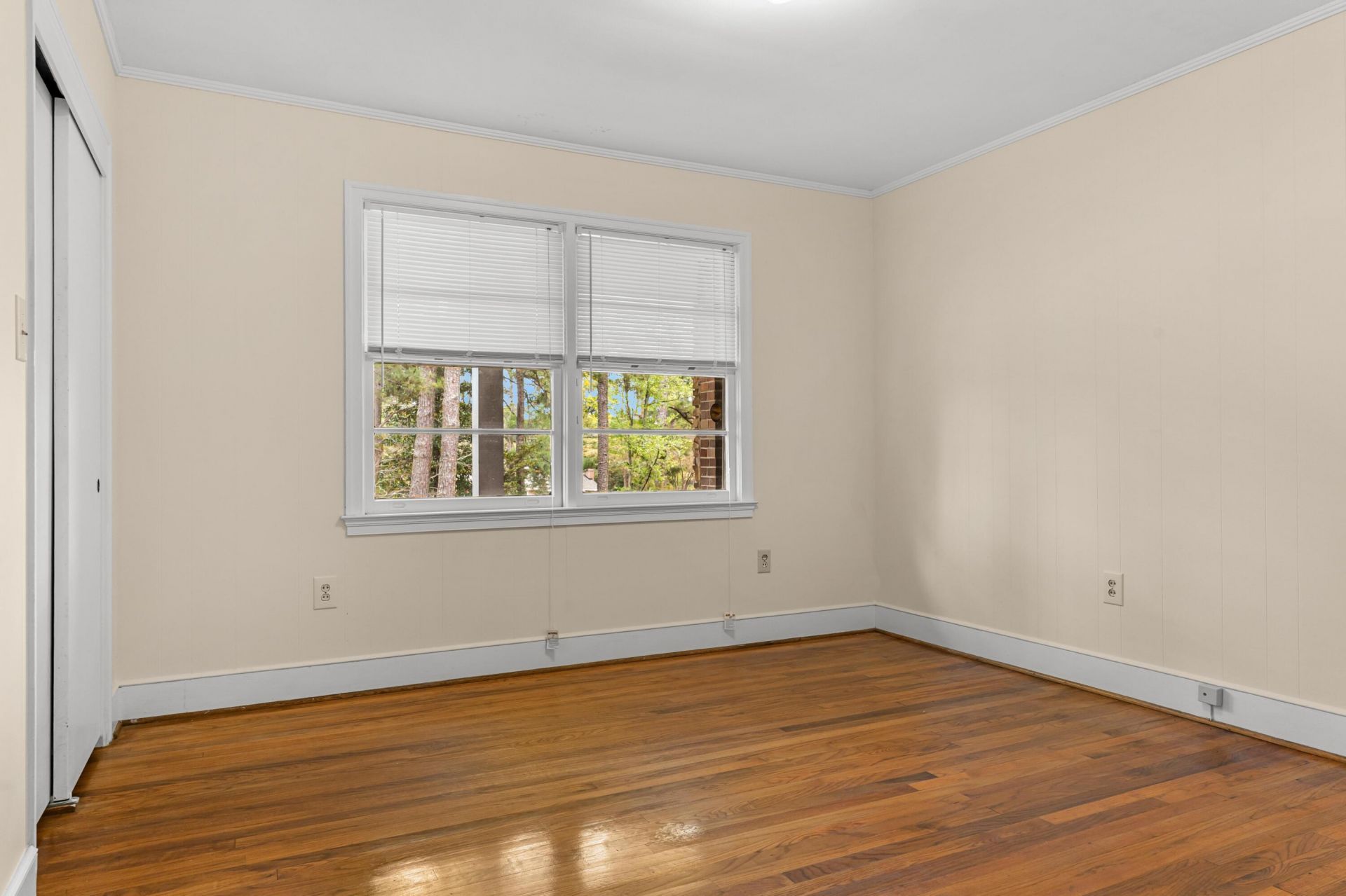 2279 Chestnut Street Photo 16